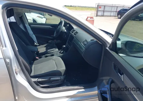 2015 Volkswagen Passat 1.8T S из США, поврежденный, VIN 1VWAS7A39FC073596